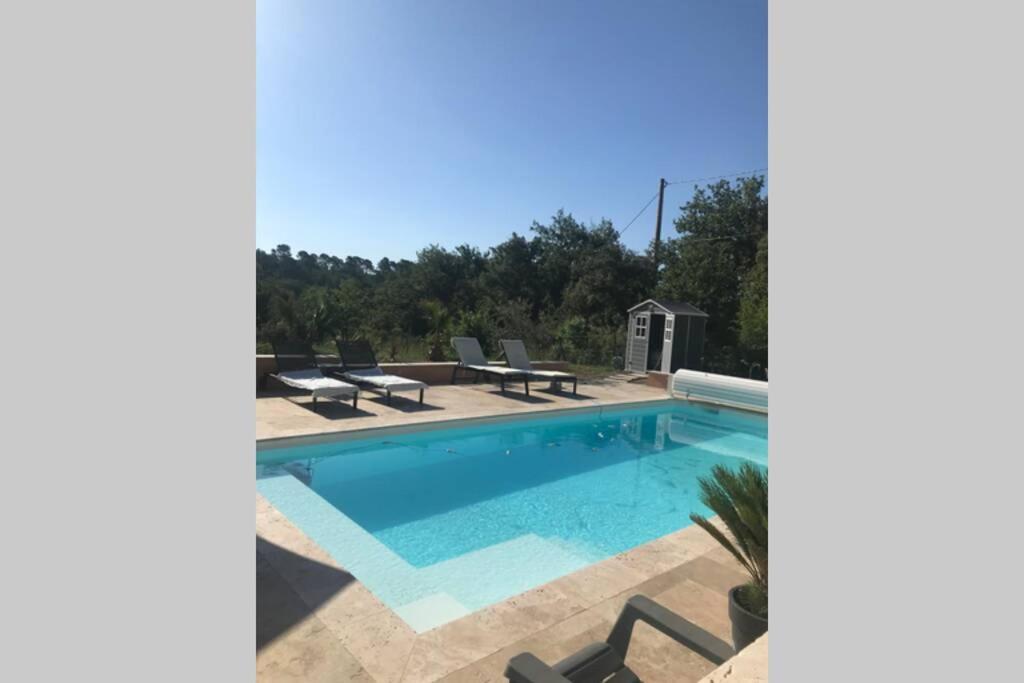 Logement Attenant A Une Villa T2 Avec Terrasse . Besse-sur-Issole المظهر الخارجي الصورة